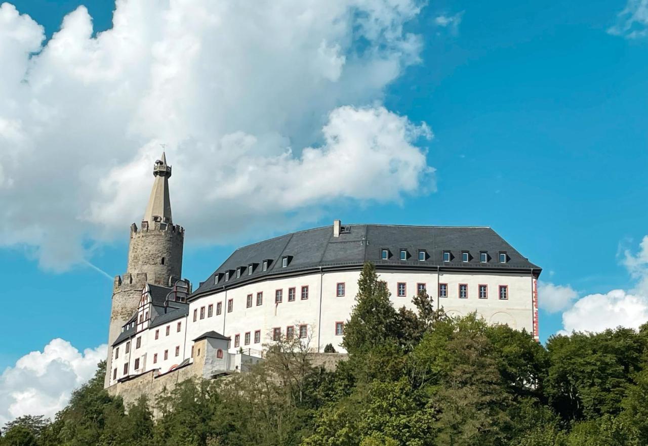 "Zur Altstadt - Am Fusse Der Osterburg" Gaststaette, Pension, Fewo Weida Экстерьер фото